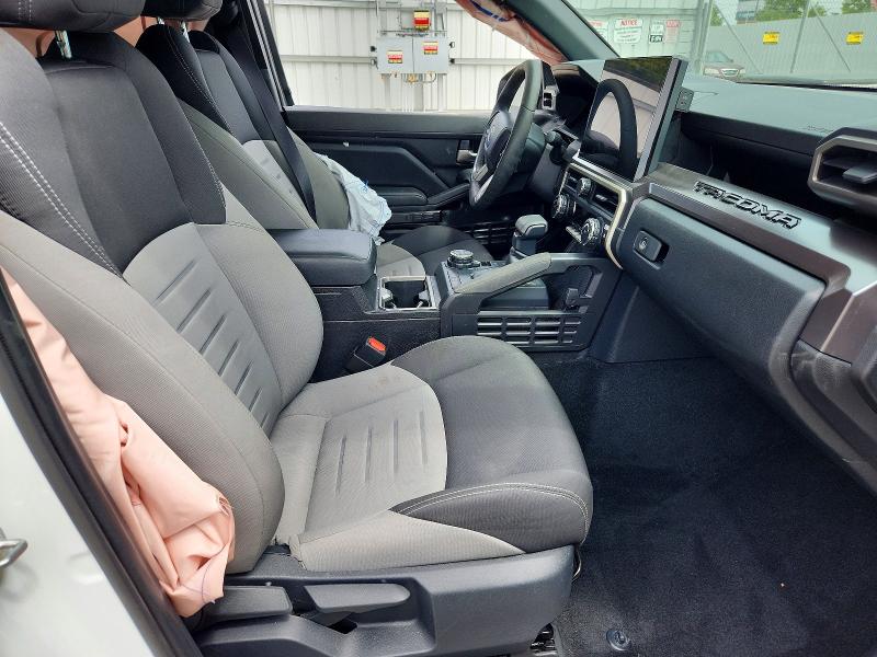 2025 Toyota Tacoma მანქანა იყიდება აუქციონზე, vin: 3TMLB5JN3SM107140, აუქციონის ნომერი: 53285916