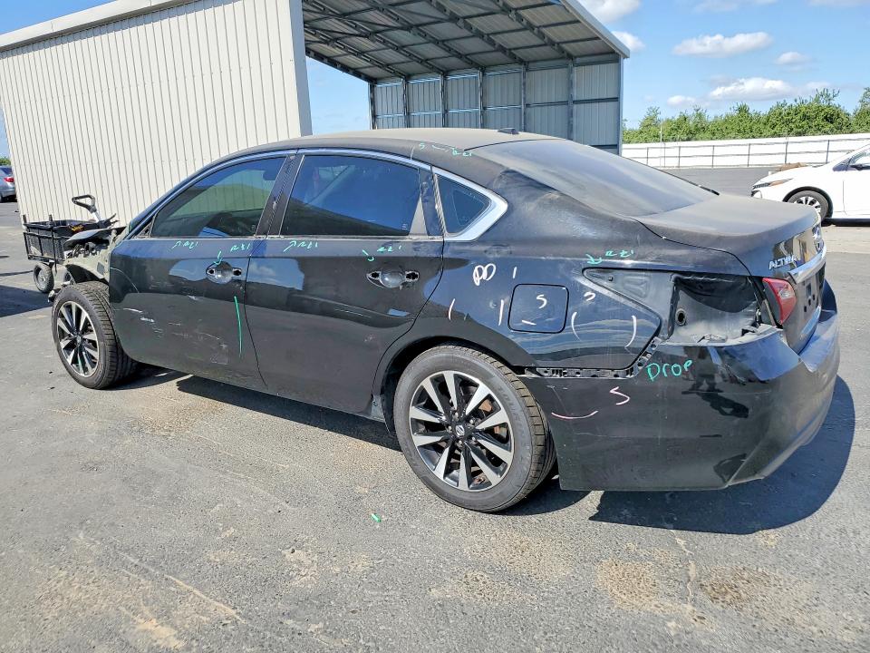 55179726 :رقم المزاد ، 1N4AL3APXJC242678 vin ، 2018 Nissan Altima مزاد بيع