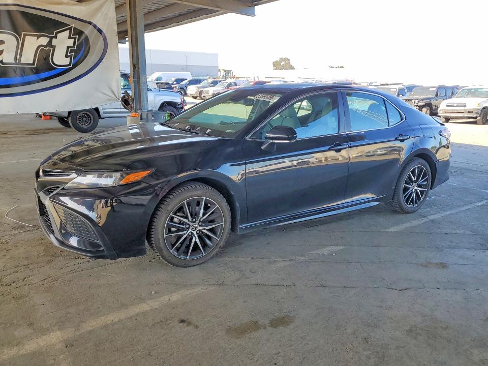 Aukcja sprzedaży 2021 Toyota Camry, vin: 4T1T11AK0MU487159, numer aukcji: 53665056