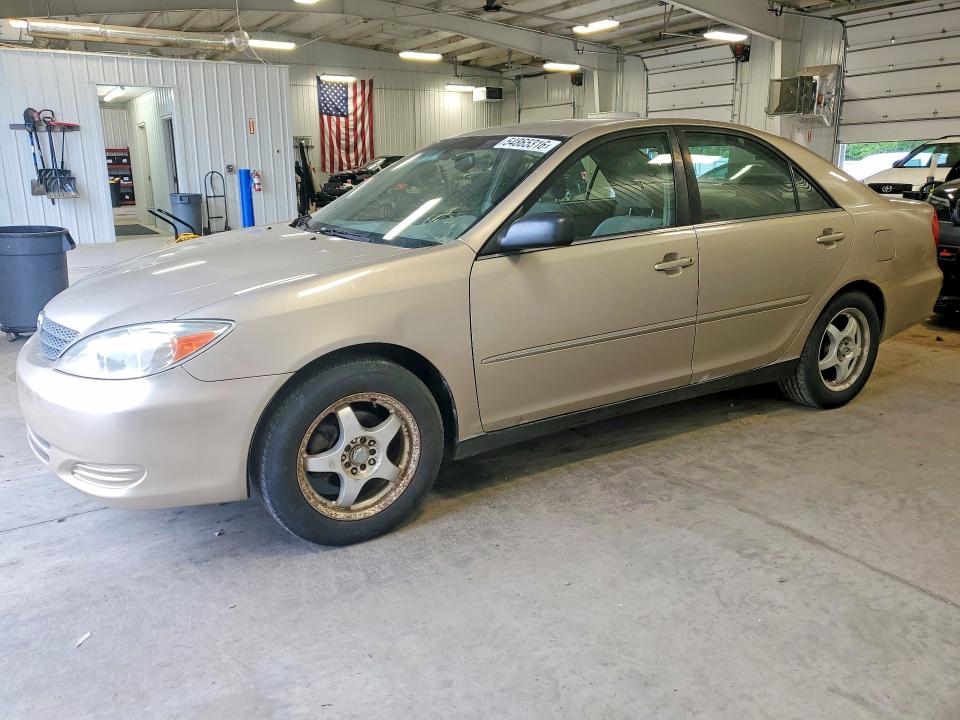 54865316 :رقم المزاد ، JTDBE32K020048420 vin ، 2002 Toyota Camry مزاد بيع