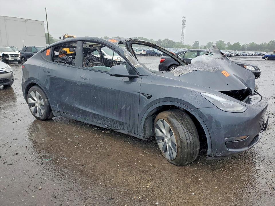 Продажа на аукционе авто 2024 Tesla Model Y, vin: 7SAYGAEE0RF002504, номер лота: 51901136