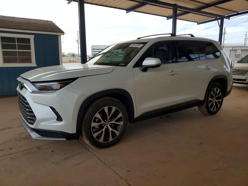 2025 Toyota Grand Highlander Hybrid მანქანა იყიდება აუქციონზე, vin: 5TDADAB50SS021308, აუქციონის ნომერი: 53910386