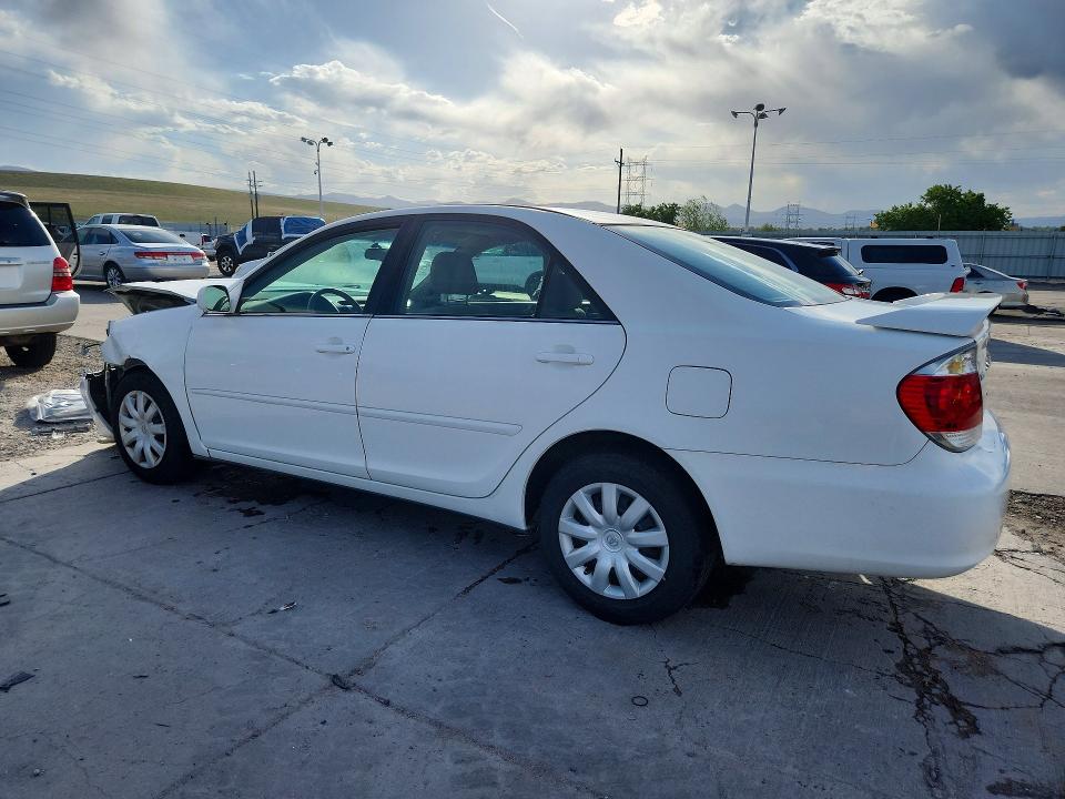 Продажа на аукционе авто 2005 Toyota Camry, vin: 4T1BE32K15U628607, номер лота: 52738416
