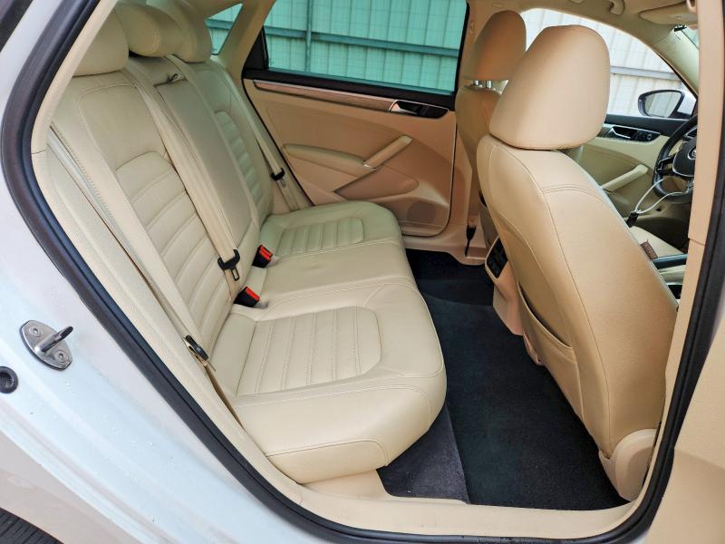 Продажа на аукционе авто 2017 Volkswagen Passat, vin: 1VWCT7A30HC017152, номер лота: 53312296