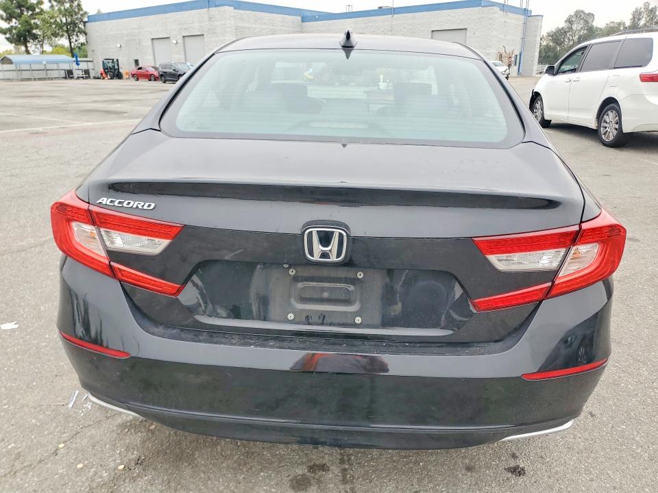 Aukcja sprzedaży 2018 Honda Accord, vin: 1HGCV1F17JA221130, numer aukcji: 53291946