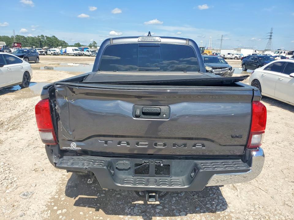 55393856 :رقم المزاد ، 3TMAZ5CN3NM170808 vin ، 2022 Toyota Tacoma مزاد بيع