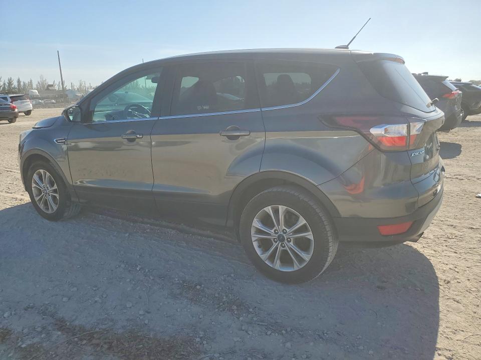 2017 Ford Escape მანქანა იყიდება აუქციონზე, vin: 1FMCU0GD2HUA19966, აუქციონის ნომერი: 52850086