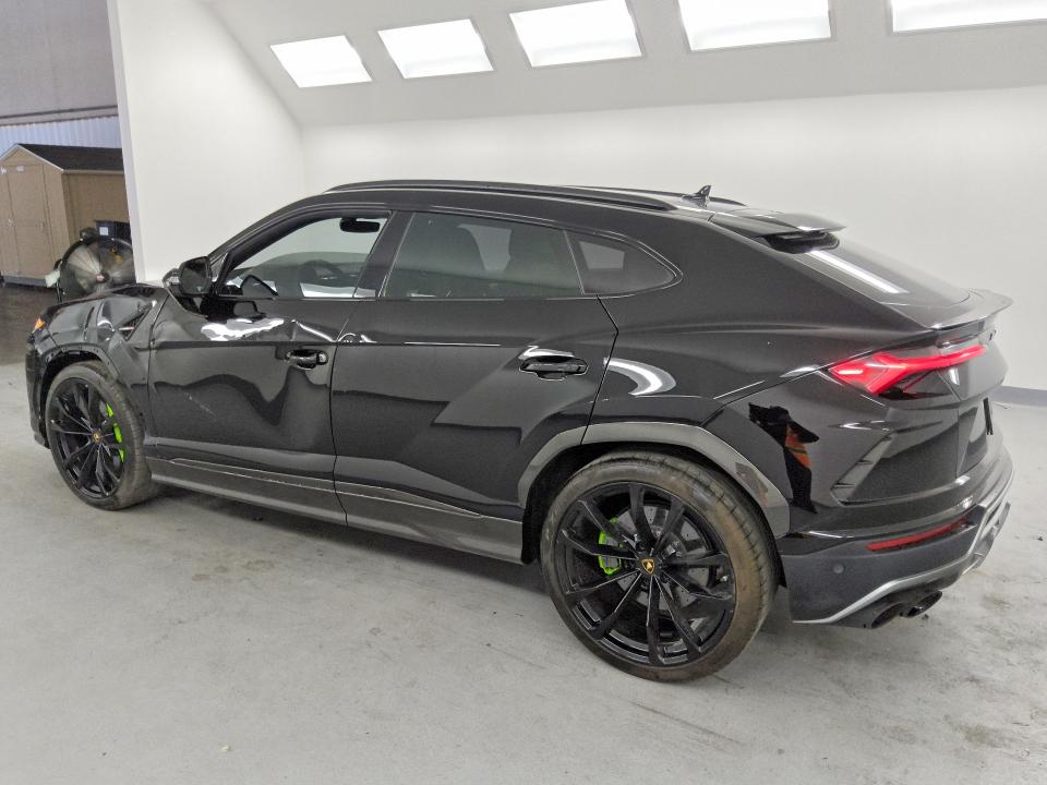 Продажа на аукционе авто 2020 Lamborghini Urus, vin: ZPBUA1ZL9LLA07056, номер лота: 49012416