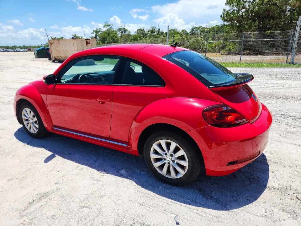 54821806 :رقم المزاد ، 3VWFD7AT3KM707896 vin ، 2019 Volkswagen Beetle مزاد بيع