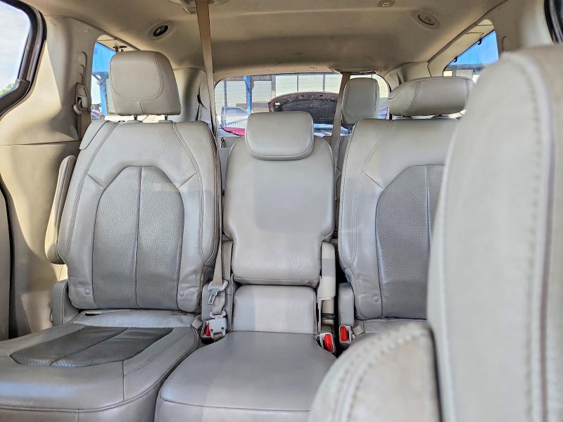 Продажа на аукционе авто 2018 Chrysler Pacifica, vin: 2C4RC1BG1JR333409, номер лота: 52568156