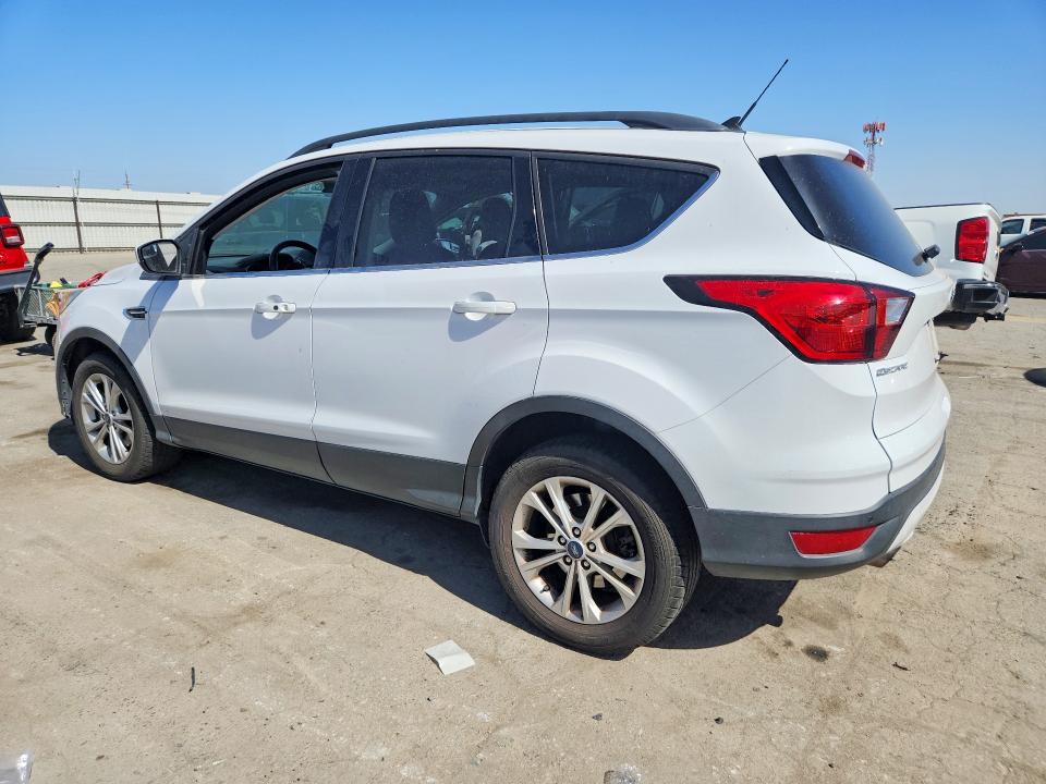 54107376 :رقم المزاد ، 1FMCU9HD3KUC07938 vin ، 2019 Ford Escape مزاد بيع