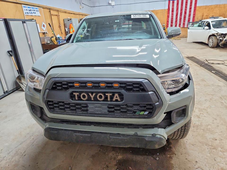 53745186 :رقم المزاد ، 3TYCZ5AN5PT114579 vin ، 2023 Toyota Tacoma مزاد بيع