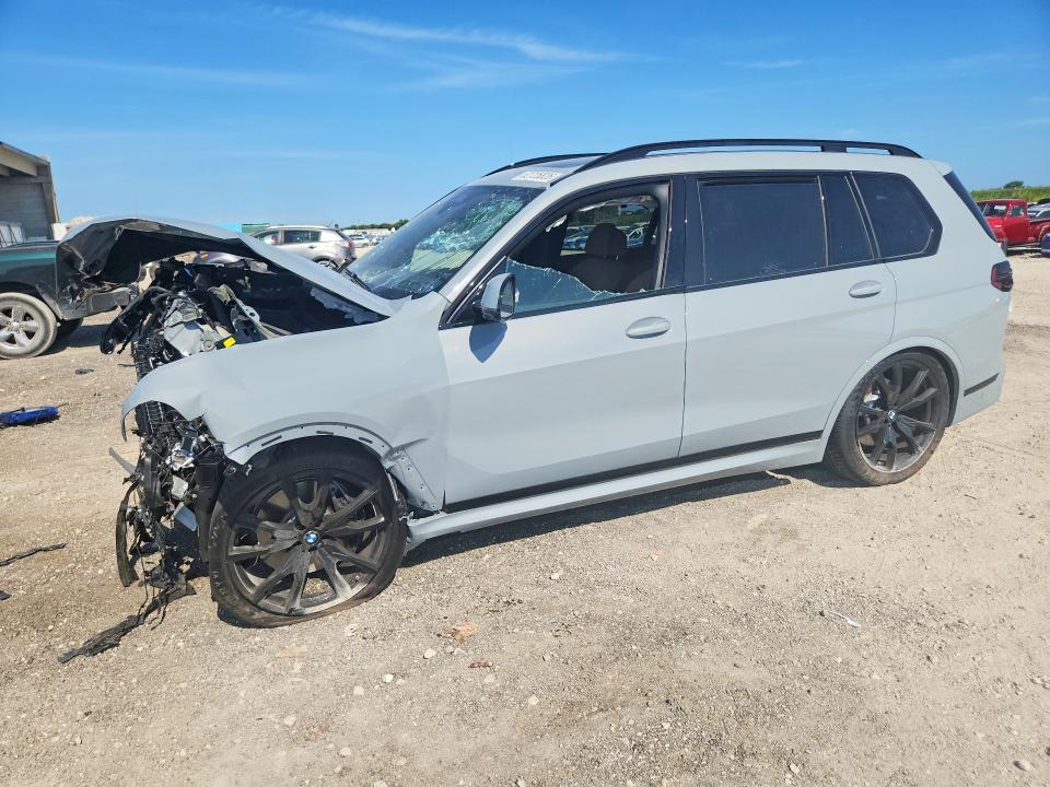 52725826 :رقم المزاد ، 5UX23EM02T9328509 vin ، 2026 Bmw X7 مزاد بيع
