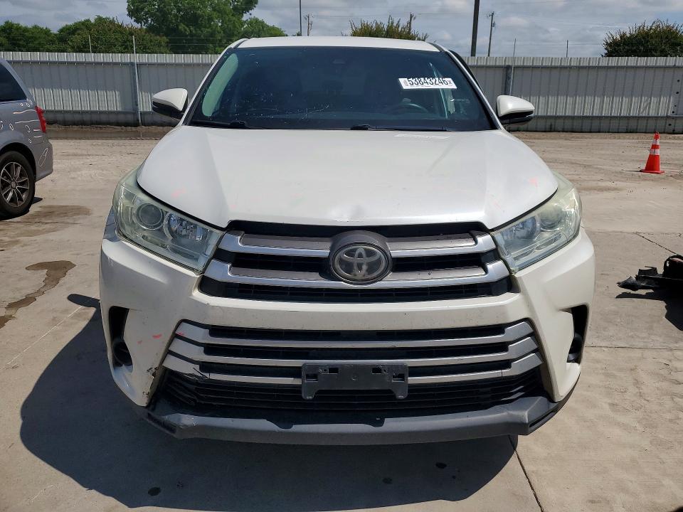 2018 Toyota Highlander მანქანა იყიდება აუქციონზე, vin: 5TDZARFH2JS033604, აუქციონის ნომერი: 53843246