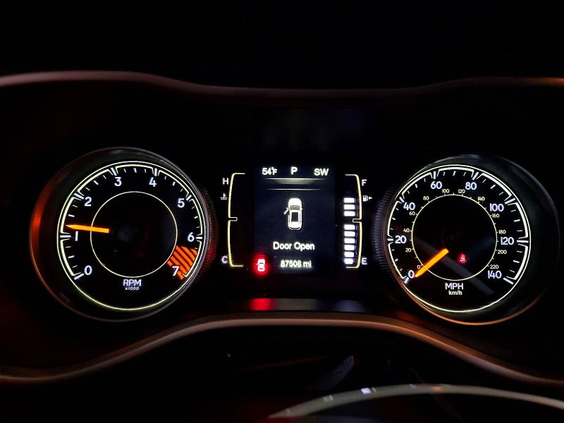 52039026 :رقم المزاد ، 1C4PJMCB3EW164203 vin ، 2014 Jeep Cherokee مزاد بيع