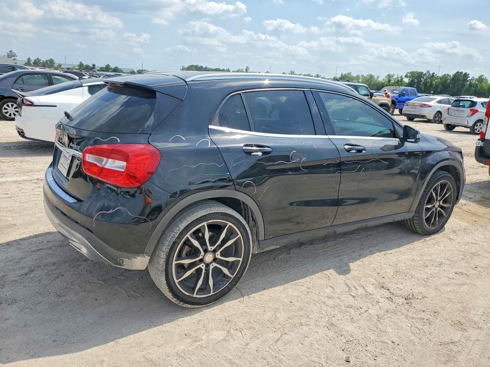 Продажа на аукционе авто 2015 Mercedes-benz Gla, vin: WDCTG4GB7FJ156847, номер лота: 54654756