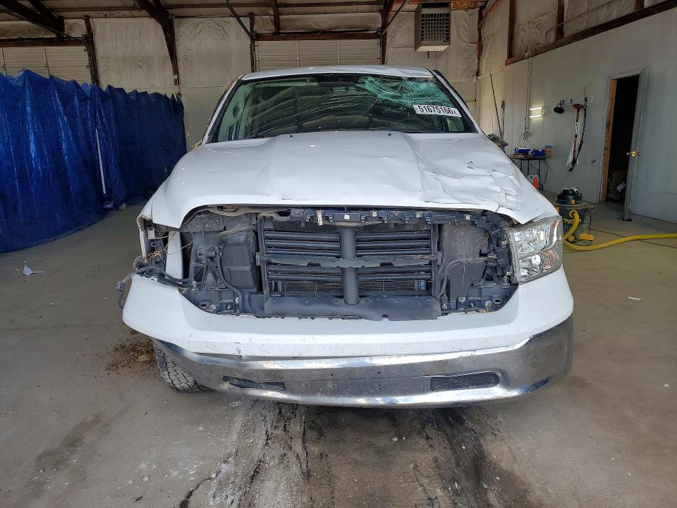 51675166 :رقم المزاد ، 1C6RR7FG0NS193165 vin ، 2022 Ram 1500 Classic مزاد بيع