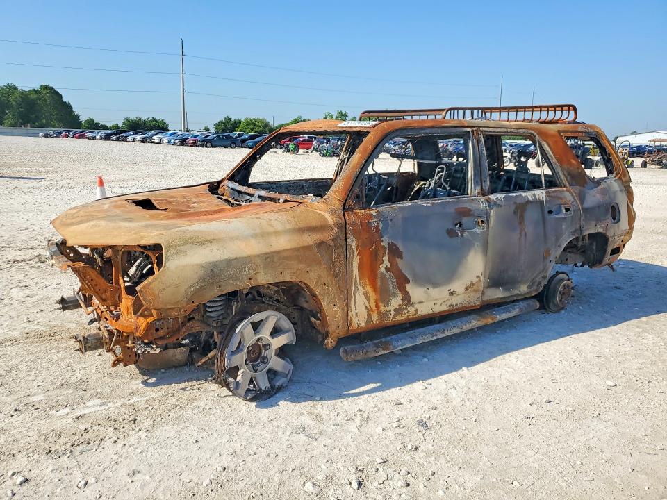 53129726 :رقم المزاد ، JTEBU5JR3H5472470 vin ، 2017 Toyota 4runner مزاد بيع