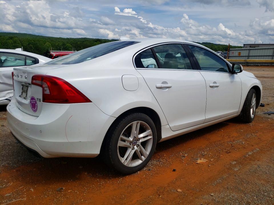 Продаж на аукціоні авто 2015 Volvo S60, vin: YV140MFC2F2301869, номер лоту: 52759346