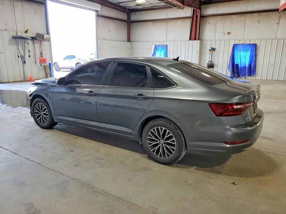 53772986 :رقم المزاد ، 3VWC57BU4MM017889 vin ، 2021 Volkswagen Jetta مزاد بيع