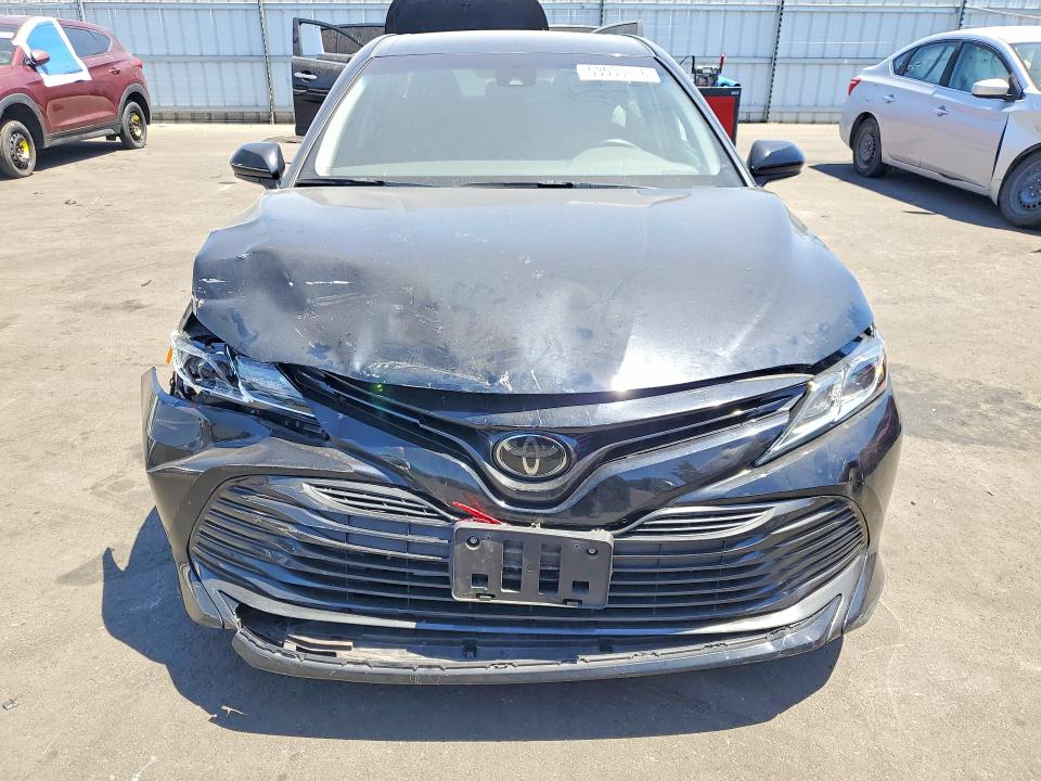 2020 Toyota Camry მანქანა იყიდება აუქციონზე, vin: 4T1C11AK8LU363297, აუქციონის ნომერი: 53935416