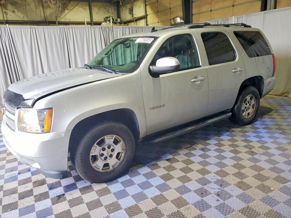 2013 Chevrolet Tahoe მანქანა იყიდება აუქციონზე, vin: 1GNSKBE09DR240549, აუქციონის ნომერი: 53603556