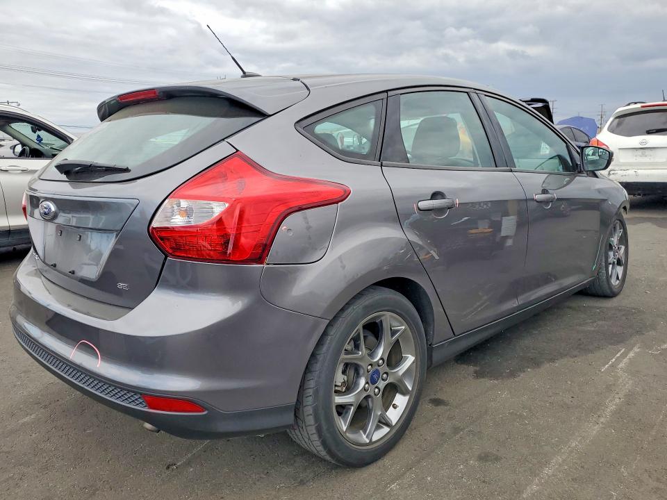 54621036 :رقم المزاد ، 1FADP3K21DL335114 vin ، 2013 Ford Focus مزاد بيع