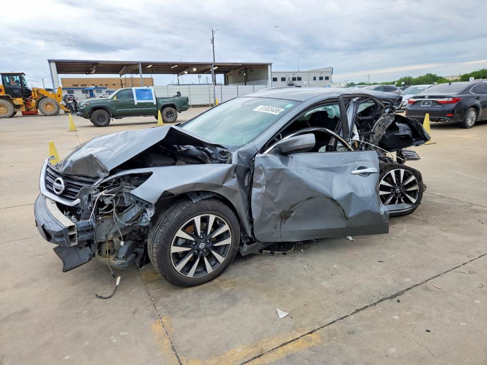 51803486 :رقم المزاد ، 1N4AL3AP7JC234585 vin ، 2018 Nissan Altima مزاد بيع