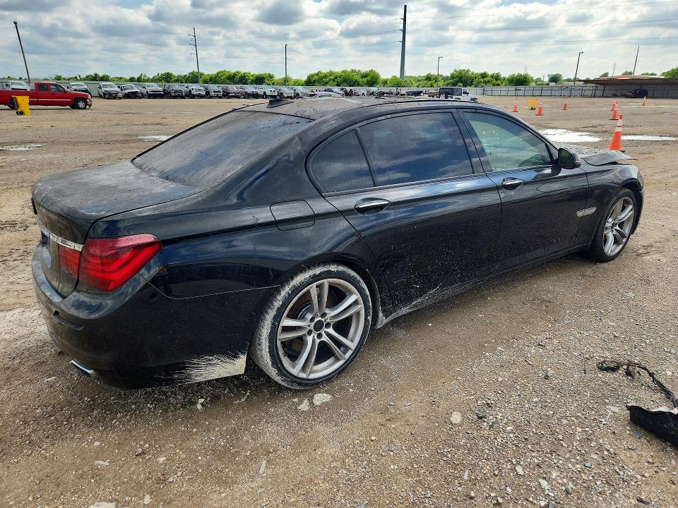 Продажа на аукционе авто 2013 Bmw 750, vin: WBAYE8C54DD132958, номер лота: 53843926
