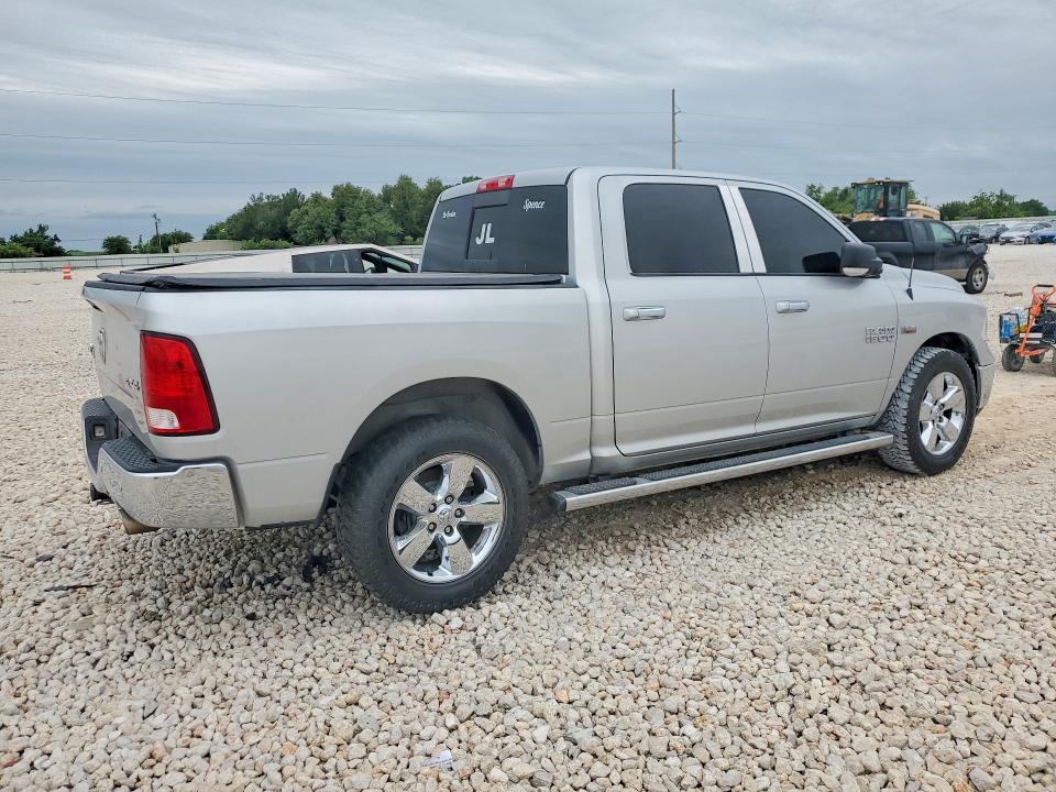 52844166 :رقم المزاد ، 3C6RR7LT9JG168073 vin ، 2018 Ram 1500 مزاد بيع