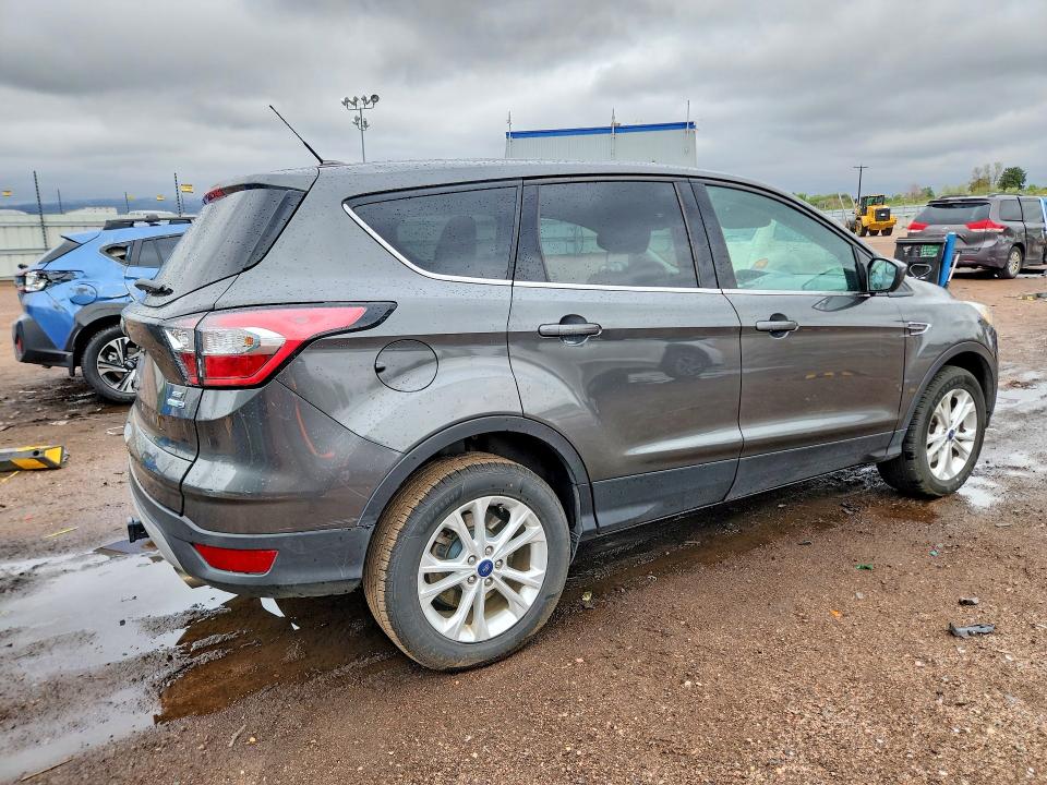 Продаж на аукціоні авто 2017 Ford Escape, vin: 1FMCU9G91HUE92662, номер лоту: 54484136