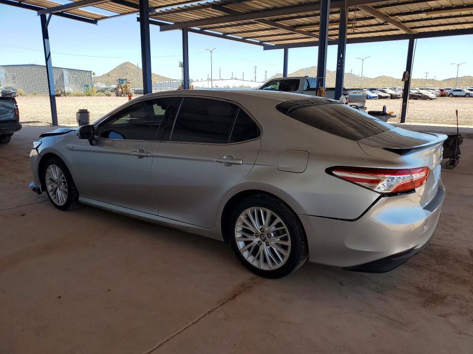 2018 Toyota Camry Hybrid მანქანა იყიდება აუქციონზე, vin: 4T1B21HK9JU504423, აუქციონის ნომერი: 53592376