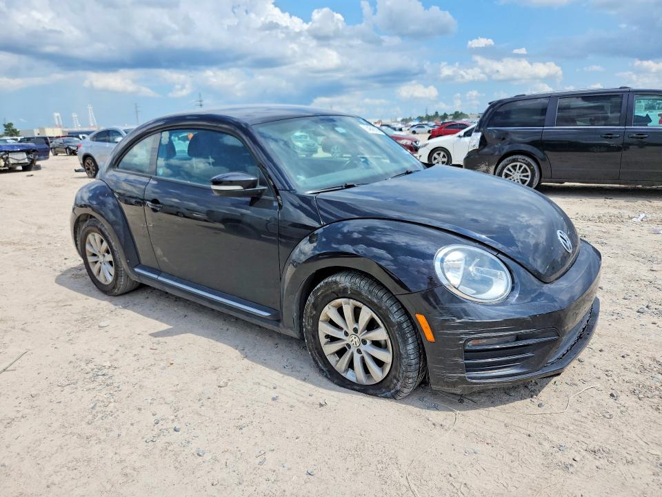 54645196 :رقم المزاد ، 3VWFD7AT9KM707708 vin ، 2019 Volkswagen Beetle مزاد بيع