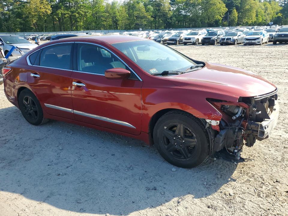 2015 Nissan Altima მანქანა იყიდება აუქციონზე, vin: 1N4AL3AP8FN334500, აუქციონის ნომერი: 53761936