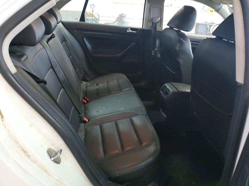 Продажа на аукционе авто 2010 Volkswagen Jetta, vin: 3VWRL7AJ2AM175652, номер лота: 54915596