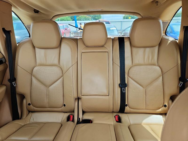 54851496 :رقم المزاد ، WP1AE2A25CLA91463 vin ، 2012 Porsche Cayenne مزاد بيع