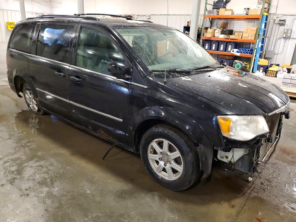 54243786 :رقم المزاد ، 2A4RR5D17AR236319 vin ، 2010 Chrysler Town & Country مزاد بيع