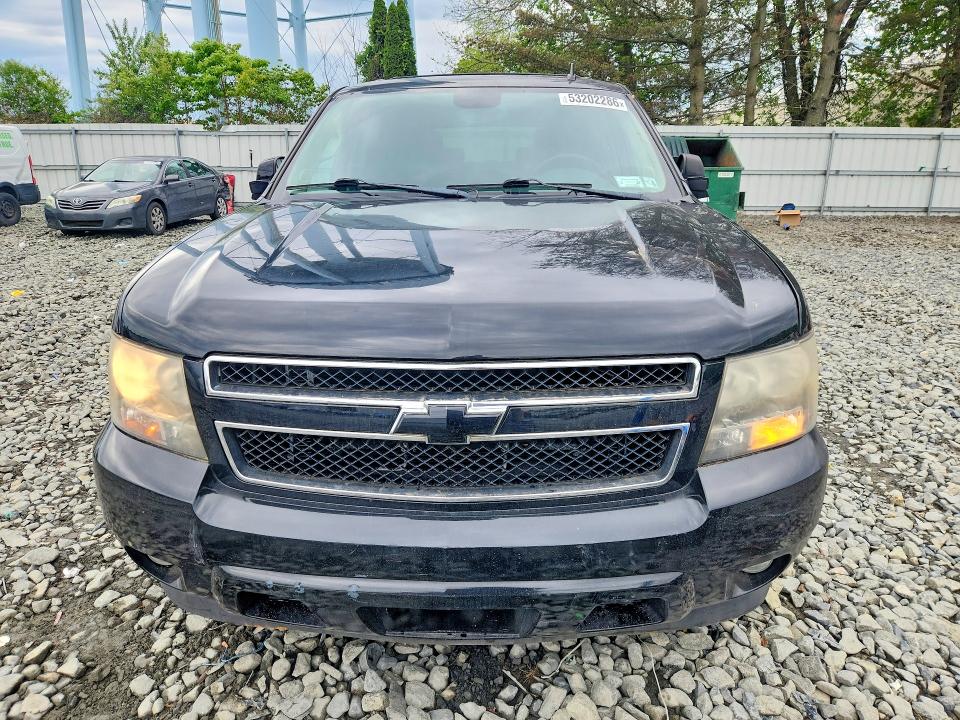 53202286 :رقم المزاد ، 1GNSKBE0XBR257499 vin ، 2011 Chevrolet Tahoe مزاد بيع