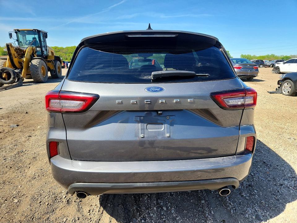 53595396 :رقم المزاد ، 1FMCU0MZ3PUB18617 vin ، 2023 Ford Escape مزاد بيع