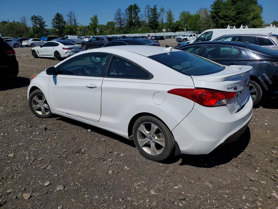 2013 Hyundai Elantra Coupe მანქანა იყიდება აუქციონზე, vin: KMHDH6AE3DU002701, აუქციონის ნომერი: 52184236