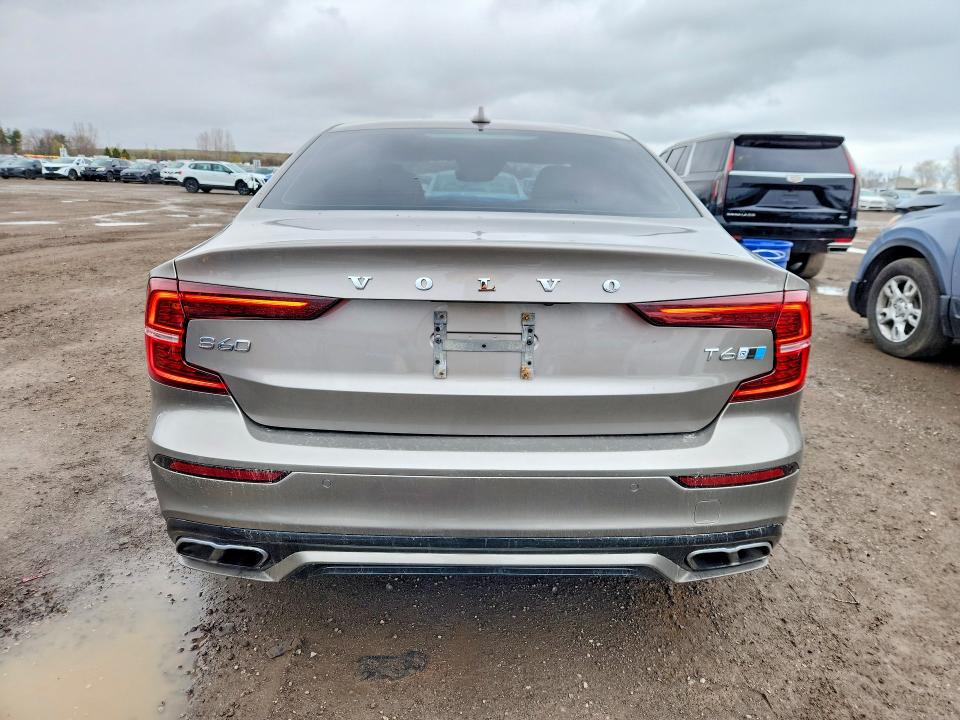 2019 Volvo S60 მანქანა იყიდება აუქციონზე, vin: 7JRA22TM6KG004283, აუქციონის ნომერი: 50418056