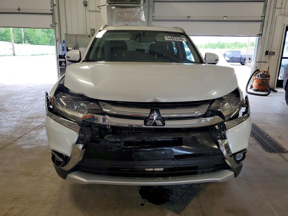 2016 Mitsubishi Outlander მანქანა იყიდება აუქციონზე, vin: JA4JZ4AX2GZ048600, აუქციონის ნომერი: 54863246