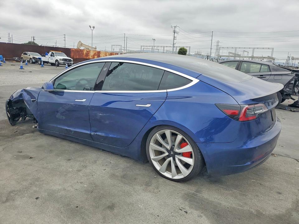 Продажа на аукционе авто 2019 Tesla Model 3, vin: 5YJ3E1EB6KF419876, номер лота: 52784826