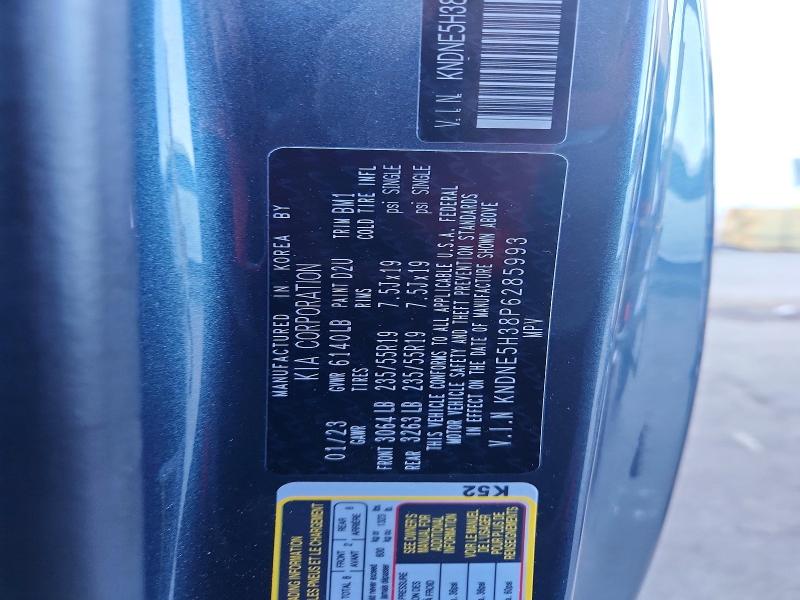 Продажа на аукционе авто 2023 Kia Carnival, vin: KNDNE5H38P6285993, номер лота: 52477556