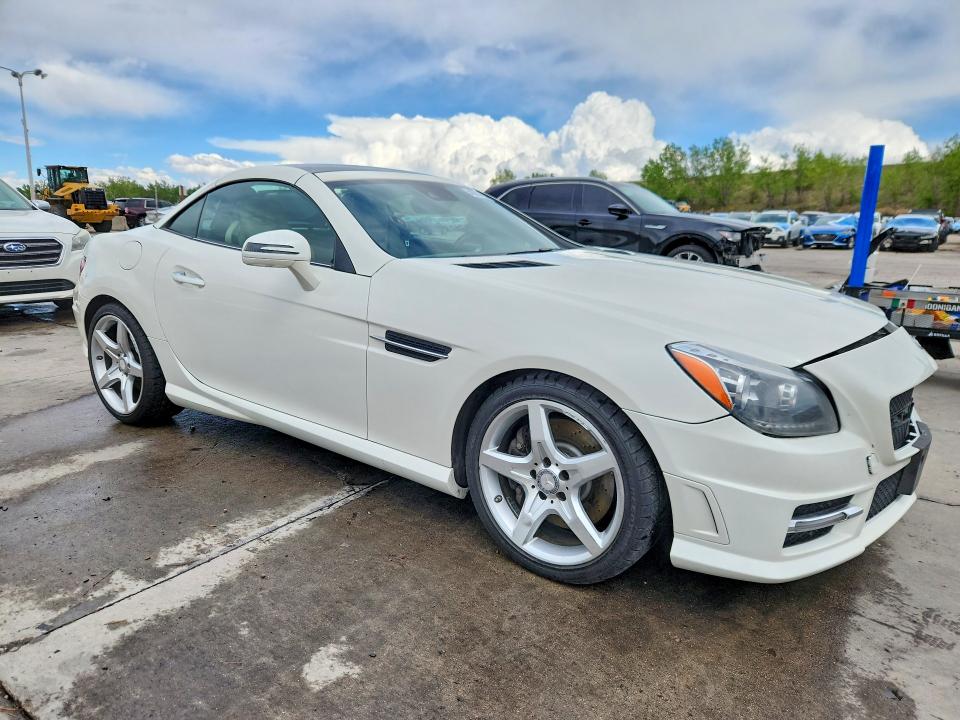 2014 Mercedes-benz Slk მანქანა იყიდება აუქციონზე, vin: WDDPK5HA4EF088161, აუქციონის ნომერი: 54320176