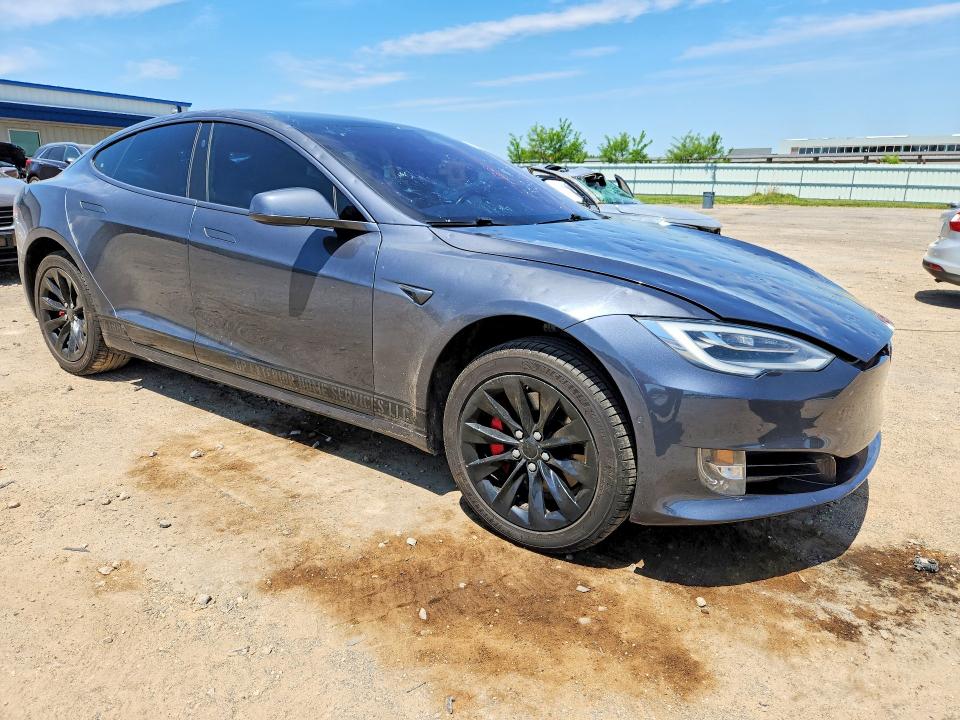 Aukcja sprzedaży 2018 Tesla Model S, vin: 5YJSA1E2XJF284701, numer aukcji: 54761056