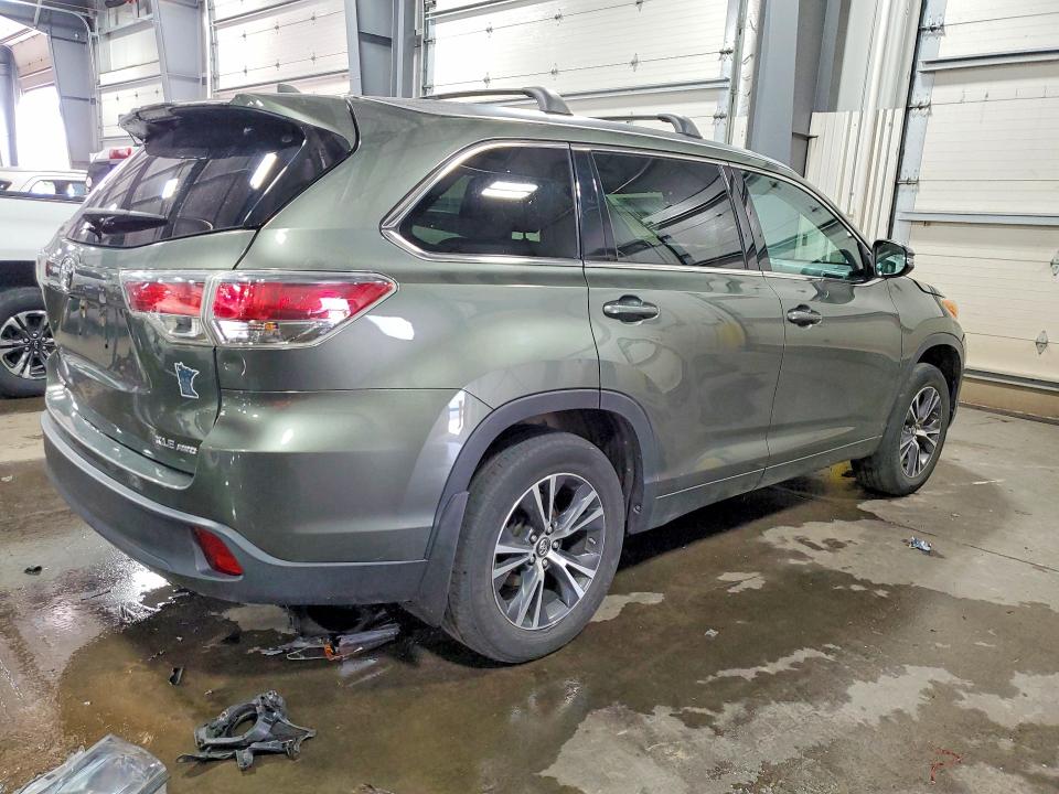Продажа на аукционе авто 2016 Toyota Highlander, vin: 5TDJKRFH2GS300212, номер лота: 53066076