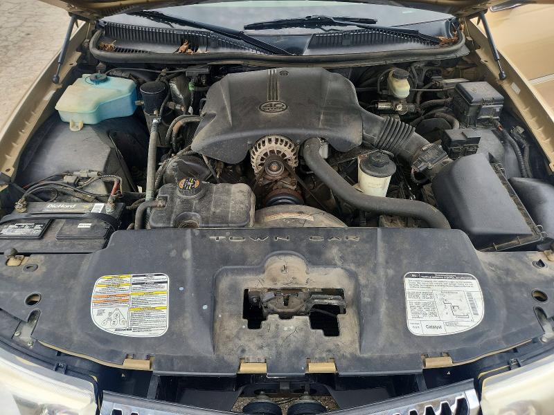 53617886 :رقم المزاد ، 1LNFM81W6WY725107 vin ، 1998 Lincoln Town Car مزاد بيع