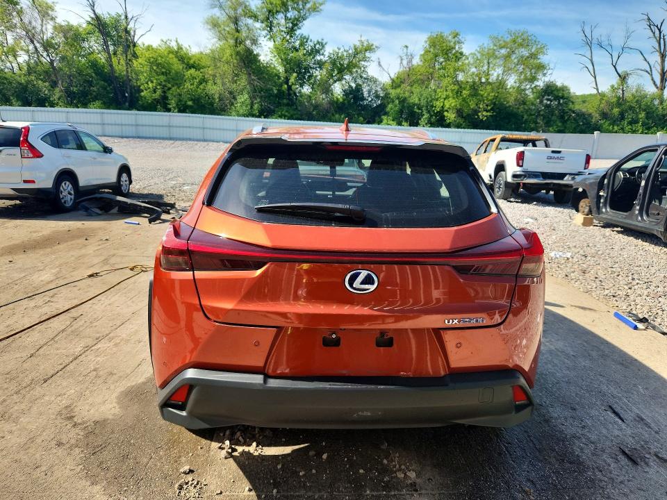 Продаж на аукціоні авто 2021 Lexus Ux, vin: JTHP9JBH7M2051369, номер лоту: 54704736