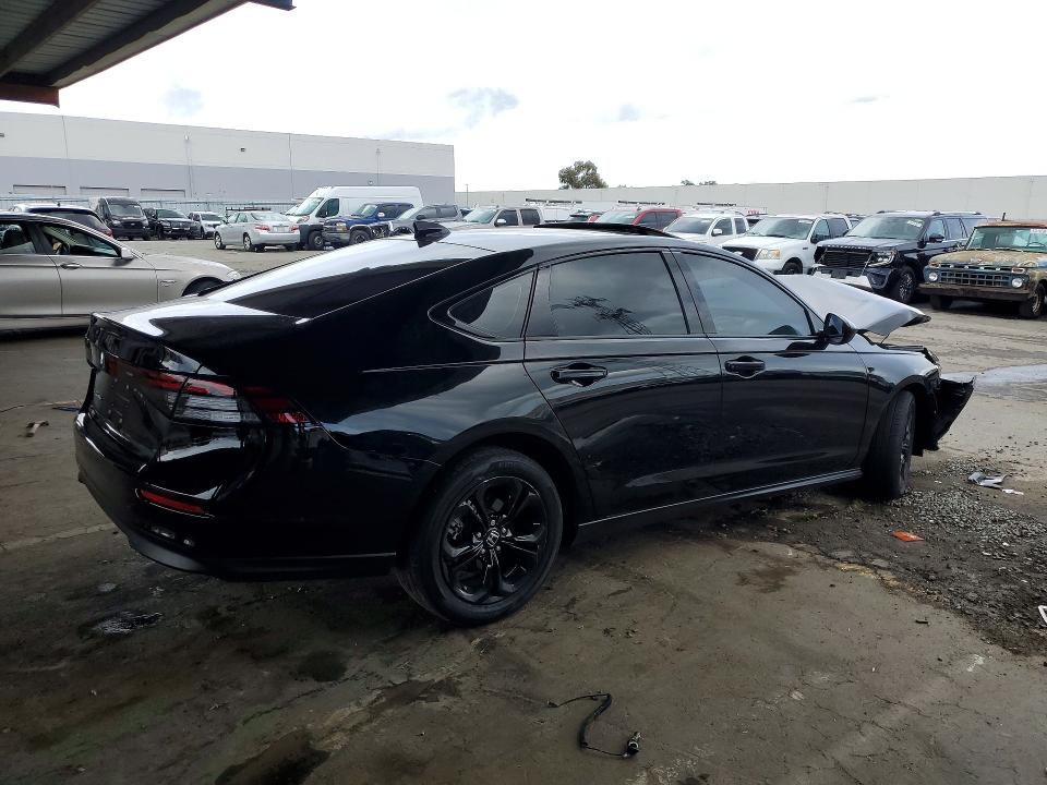 Продажа на аукционе авто 2025 Honda Accord, vin: 1HGCY1F4XSA063806, номер лота: 55217396